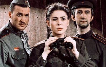 Кэтрин Хайглмен эротикалық көріністер Жалаңаш пойыз жолсеріктерінің жеке суреті